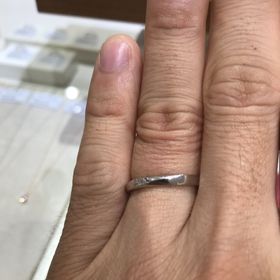 【TRECENTI(トレセンテ)の口コミ】 デザインがシンプルであること。仕事中も主張しないので気にせず使用出来…