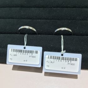 【TRECENTI(トレセンテ)の口コミ】 女性用リングのダイヤモンド部分がお花のモチーフになっていて他のデザイ…