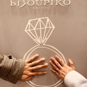 【【閉業】フラー・ジャコー(FURRER-JACOT)の口コミ】 最初はS字ラインの物を考えてましたが、ストレートの形の物なら飽きること…