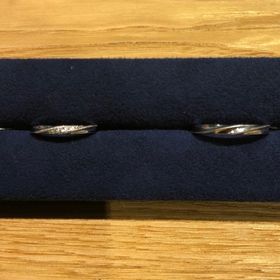 【LOVE NOTESの口コミ】 女性はキラキラしたもの
男性はデザイン性がありすぎず、なさすぎず、
太…