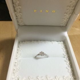 【宝寿堂(ほうじゅどう)の口コミ】 私の手は水かきが目立つため、S字ラインの指輪を勧めていただきました。そ…