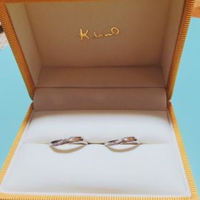【ケイウノ ブライダル(K.UNO BRIDAL)の口コミ】 色々な指輪をカタログを拝見しましたがコレ！という決め手がなかった為、…