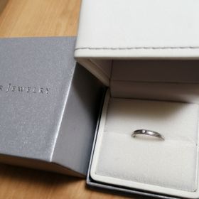 【STAR JEWELRY(スタージュエリー)の口コミ】 結婚指輪を購入する際、毎日身に着けるものだから、「シンプルで着けやす…
