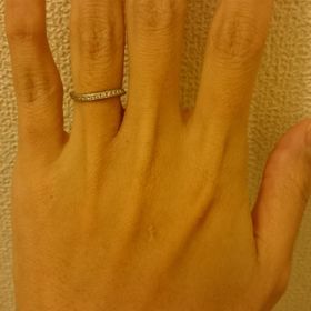 【ギンザタナカブライダル(GINZA TANAKA BRIDAL)の口コミ】 少し太めで大きいダイヤが一つついた指輪と購入した指輪を最後まで悩み店…