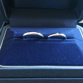 【銀座ダイヤモンドシライシの口コミ】 とにかく店員の方の対応が親切、丁寧でした。
指輪の形やダイヤモンドの留…