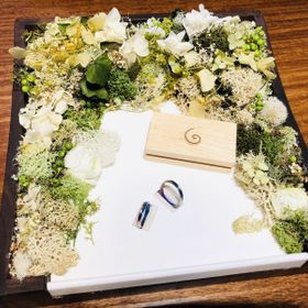 【SORA(ソラ)の口コミ】 色が入っている指輪を見た事がなかったので初めて見たとき、その美しさに…