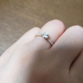 【LUCIE(ルシエ)の口コミ】 以前からブランドが気になっていて、複数試着させて頂いた上で一番気に入…