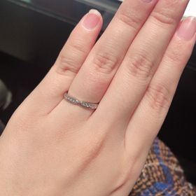 【ラザール ダイヤモンド(LAZARE DIAMOND)の口コミ】 ダイヤモンドがついており、プラチナであることが譲れない条件でした。色…