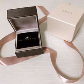 【アイプリモ(I-PRIMO)の口コミ】 婚約者との思い出の花、そして1番大好きな花だからです(^^)
プロポーズの…