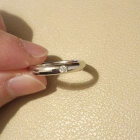 【4℃ BRIDAL(ヨンドシーブライダル)の口コミ】 婚約指輪も４℃のため揃えました。
同じブランドの商品なので２つ共同時に…