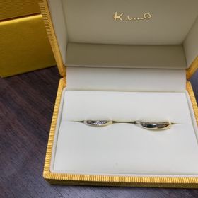 【ケイウノ ブライダル(K.UNO BRIDAL)の口コミ】 シンプル過ぎず、派手すぎないデザインで、プラチナとイエローゴールドの2…