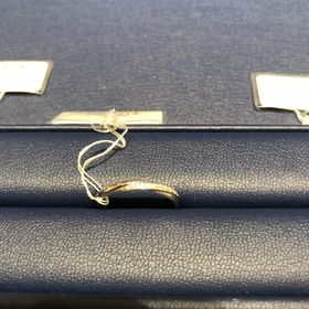 【銀座ダイヤモンドシライシの口コミ】 着け心地が良く、肌馴染みもいいと思います。見た目もダイヤとウェーブラ…