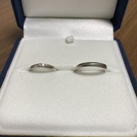 【festaria bijou SOPHIA(フェスタリア ビジュソフィア)の口コミ】 決め手は女性の指輪のダイヤがピンクダイヤだったことです。
元々デザイン…