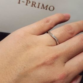 【アイプリモ(I-PRIMO)の口コミ】 どれの指輪も素敵なデザインで何種類も迷いましたが、最終的には着け心地…