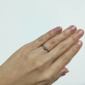 【アイプリモ(I-PRIMO)の口コミ】 彼女から事前にメレタイプが好きだと聞いて、好みのタイプの指輪の写真も…