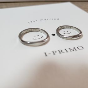 【アイプリモ(I-PRIMO)の口コミ】 デザインがかわいくて、旦那さんの方にはマットな加工をしたりと、オリジ…