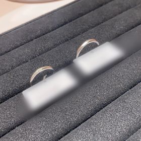 【TRECENTI(トレセンテ)の口コミ】 ほぼ一目惚れでした！！！
ストレートで飽きのこないデザインに惹かれて！…