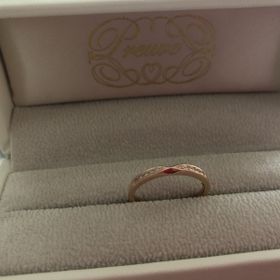 【Preuve(プルーヴ)の口コミ】 結婚8年目ですが当初指輪は購入しました。
主人が一年前に事故に遭い指輪…