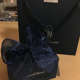 【銀座ダイヤモンドシライシの口コミ】 指輪選びで迷っていた時に、たまたま通りかかった銀座ダイヤモンドシライ…