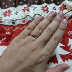 【ラザール ダイヤモンド(LAZARE DIAMOND)の口コミ】 指輪に正面があると、指に付けてくるくる回ってしまうと気になる性分なの…