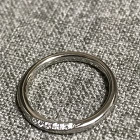 【アイプリモ(I-PRIMO)の口コミ】 特にブランドにこだわりがなく、彼の指に似合うブランドでペアのものを身…