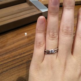 【彩乃瑞(IRONOHA)の口コミ】 ダイヤのところ【指輪のセンター】で、リングが細くなるデザインが、凄く…
