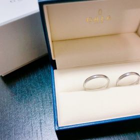 【GALA JEWELRY(ガラジュエリー)の口コミ】 マット加工のシンプルなデザインで作成。
男女でデザインを変えることはせ…