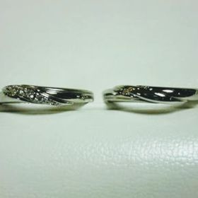 【LANVIN(ランバン)の口コミ】 可愛らしくも美しいデザインが、気に入ったこともあり旦那と相談。
結局お…