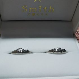 【Smith(工房スミス)の口コミ】 二人らしく、ずっと身につけられるデザインにしたい、と考えて探していた…
