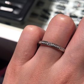 【エクセルコダイヤモンド(EXELCO DIAMOND)の口コミ】 ダイヤモンドの質にこだわっているので、とても輝きが素晴らしかったです…