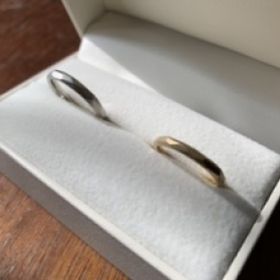 【THREE TREES(スリーツリーズ)の口コミ】 結婚式場から斡旋して頂いたお店で、実物を見て、飾り気のない私たち夫婦…