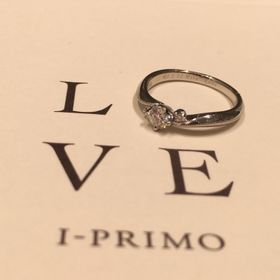 【アイプリモ(I-PRIMO)の口コミ】 リングのデザイン…リングにメレ（小さい点々）が付いているのが、…