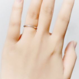 【アイプリモ(I-PRIMO)の口コミ】 入籍前に違う指輪を求めて来店しましたが、
いざ値段の近いもので見るとこ…