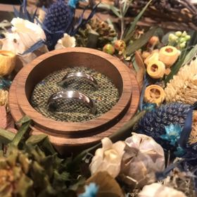 【鎌倉彫金工房の口コミ】 指輪のデザインは、2人ともシンプルなものが良いと考えていたため、
基本…