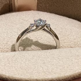 【COLANY(コラニー)の口コミ】 多彩なバリエーションの中で、このデザインに一目惚れしました！
ですが、…