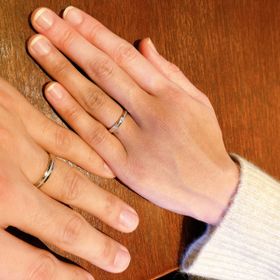 【ラザール ダイヤモンド(LAZARE DIAMOND)の口コミ】 奥さんとたくさんのお店を回りましたが2人してびびっと来たのが唯一この指…