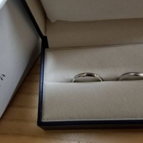 【GALA JEWELRY(ガラジュエリー)の口コミ】 ゆびわのデザインは、シンプルなものが良かったです。それと変色したり傷…