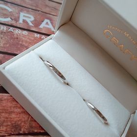 【CRAFY(クラフィ)の口コミ】 結婚指輪のブランドにこだわりが無く、どうしようか考えていたときに友人…