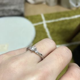 【LUCIE(ルシエ)】の口コミ シンプルなものが良かったのと、手が小さいので、付けてみて似合ってると思...