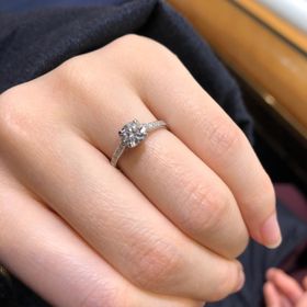 【GALA JEWELRY(ガラジュエリー)の口コミ】 ダイヤモンドの値段がとても安かったことまた大きく、良い質なものがあっ…