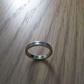 【ブシュロン(BOUCHERON)の口コミ】 デザインのシンプルさが購入の決め手になりました。何年間ごとに指輪を買…