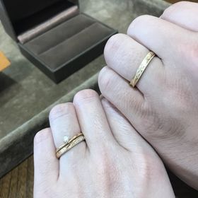 【Antille(アンティール)の口コミ】 デザインがとてもよく、私たちが望んでいたデザインの指輪ができた。初め…