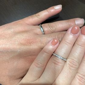 【TRECENTI(トレセンテ)の口コミ】 婚約指輪がないので、婚約指輪にも見えて、
結婚指輪にも見えてすごく綺麗…