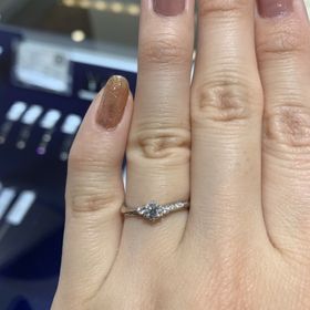 【canal4℃(カナルヨンドシー)の口コミ】 デザインは豊富で、ウェーブタイプ、Vラインタイプ、ストレートタイプがあ…