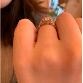 【ケイウノ ブライダル(K.UNO BRIDAL)の口コミ】 チップ&デールが可愛すぎる！
本当に精巧で顔が可愛いです。ちゃんと…