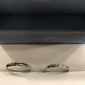 【GALA JEWELRY(ガラジュエリー)の口コミ】 デザインは、シンプルで普段使いがしやすいのが決め手です。あと値段もリ…