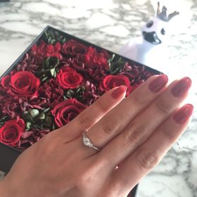 【ラザール ダイヤモンド(LAZARE DIAMOND)の口コミ】 カッティング技術に定評のあるブランドであるため、ダイヤモンドが横から…