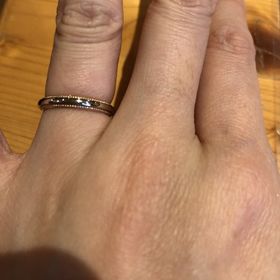 【アイプリモ(I-PRIMO)の口コミ】 シルバーだけでなく、ピンクゴールドも入って色が肌に馴染みやすかったし…