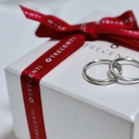 【TRECENTI(トレセンテ)の口コミ】 私のものは7つのダイヤモンド、旦那のものはデザインがお揃いになるよう、…