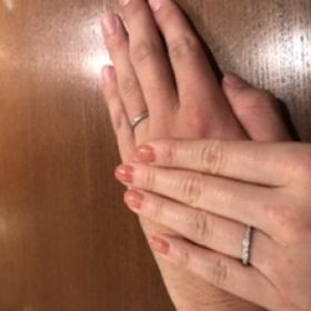 【TRECENTI(トレセンテ)の口コミ】 エタニティだけど真ん中のダイヤが大きく
横からも見えてとっても素敵です…